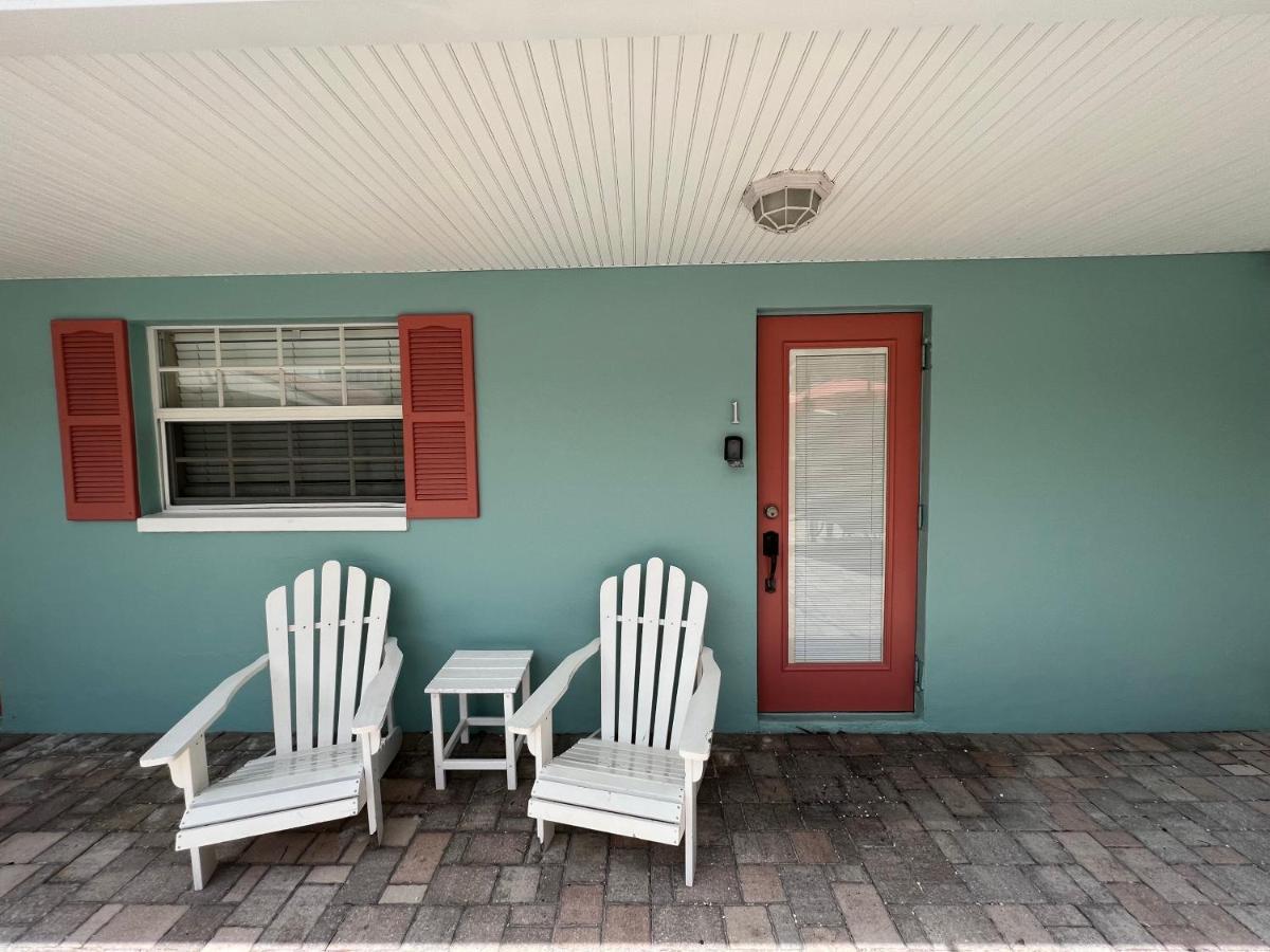 Hotel Blue Waters Treasure Island Extérieur photo