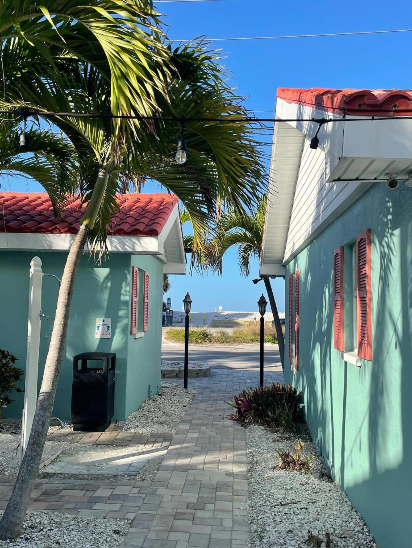 Hotel Blue Waters Treasure Island Extérieur photo