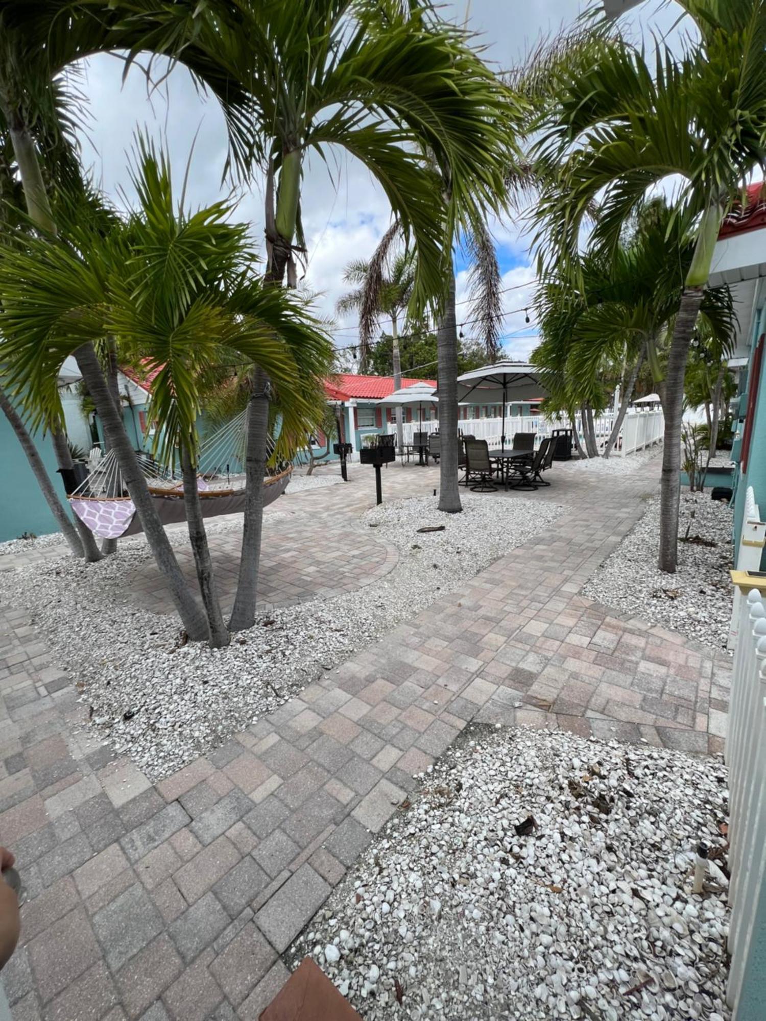 Hotel Blue Waters Treasure Island Extérieur photo