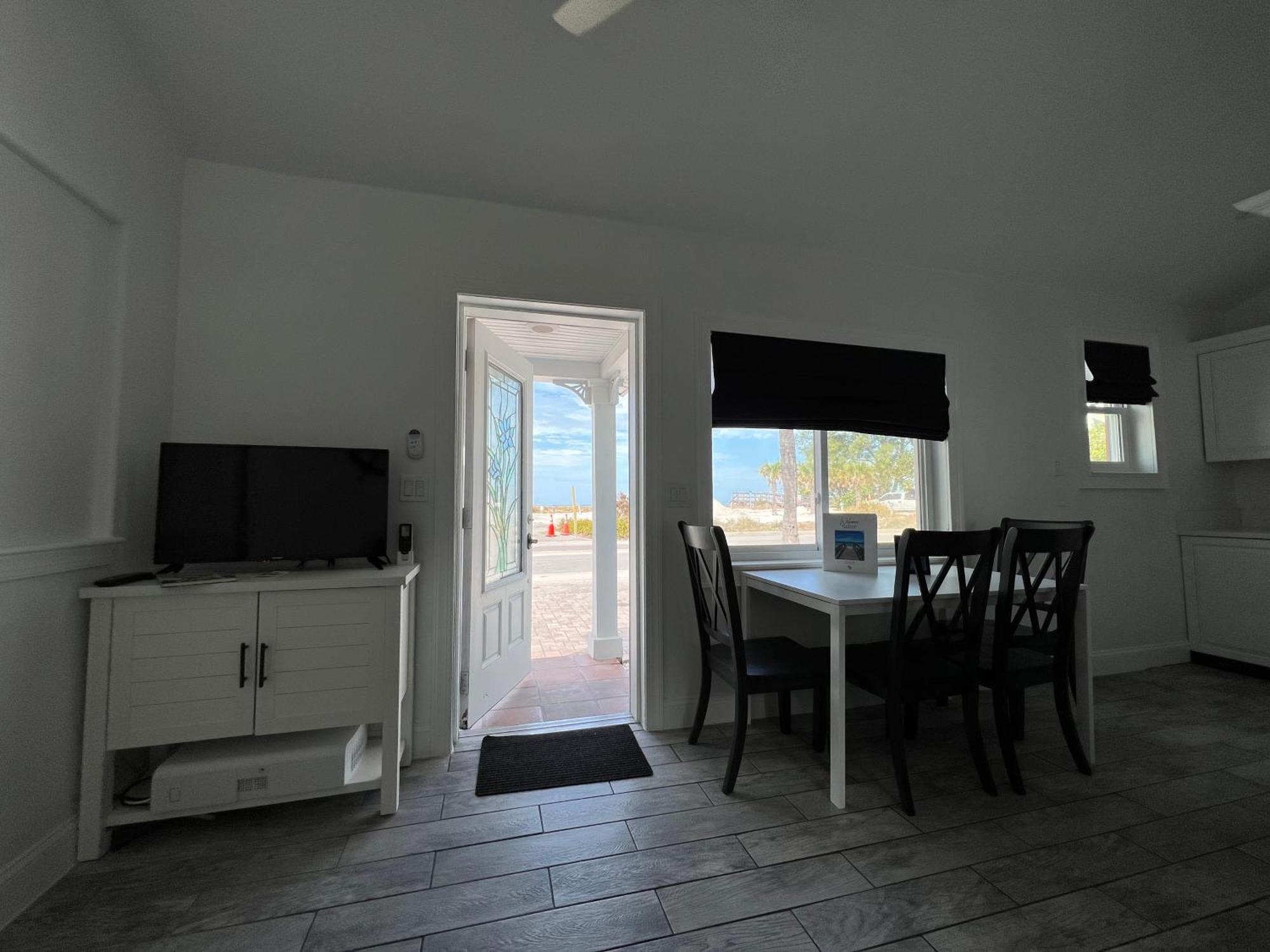 Hotel Blue Waters Treasure Island Extérieur photo