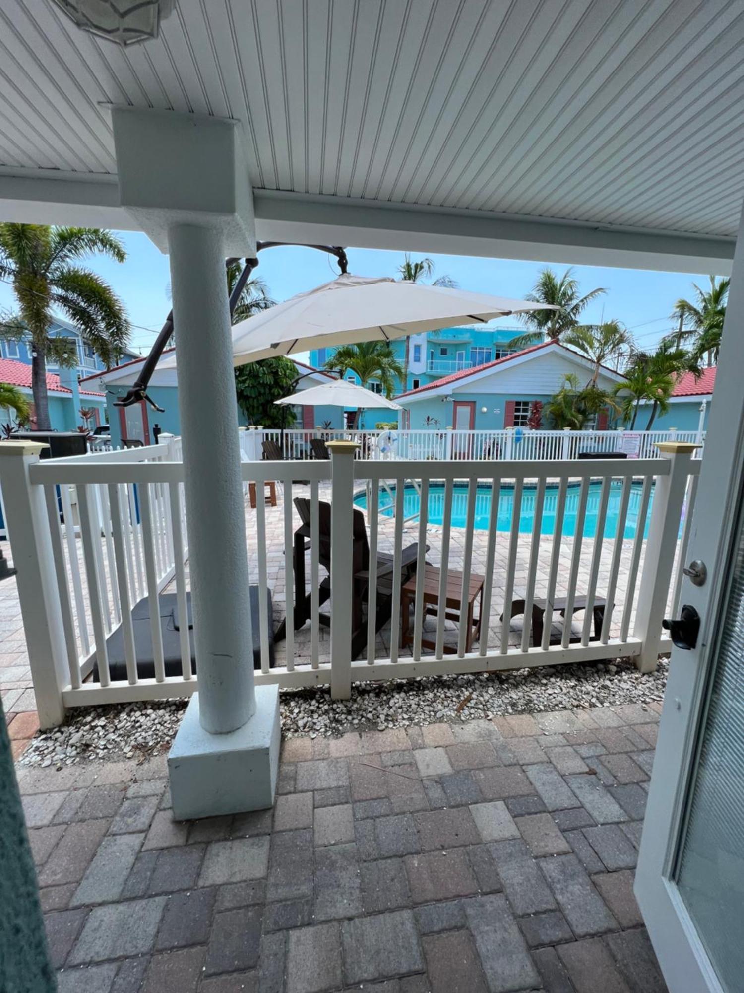 Hotel Blue Waters Treasure Island Extérieur photo