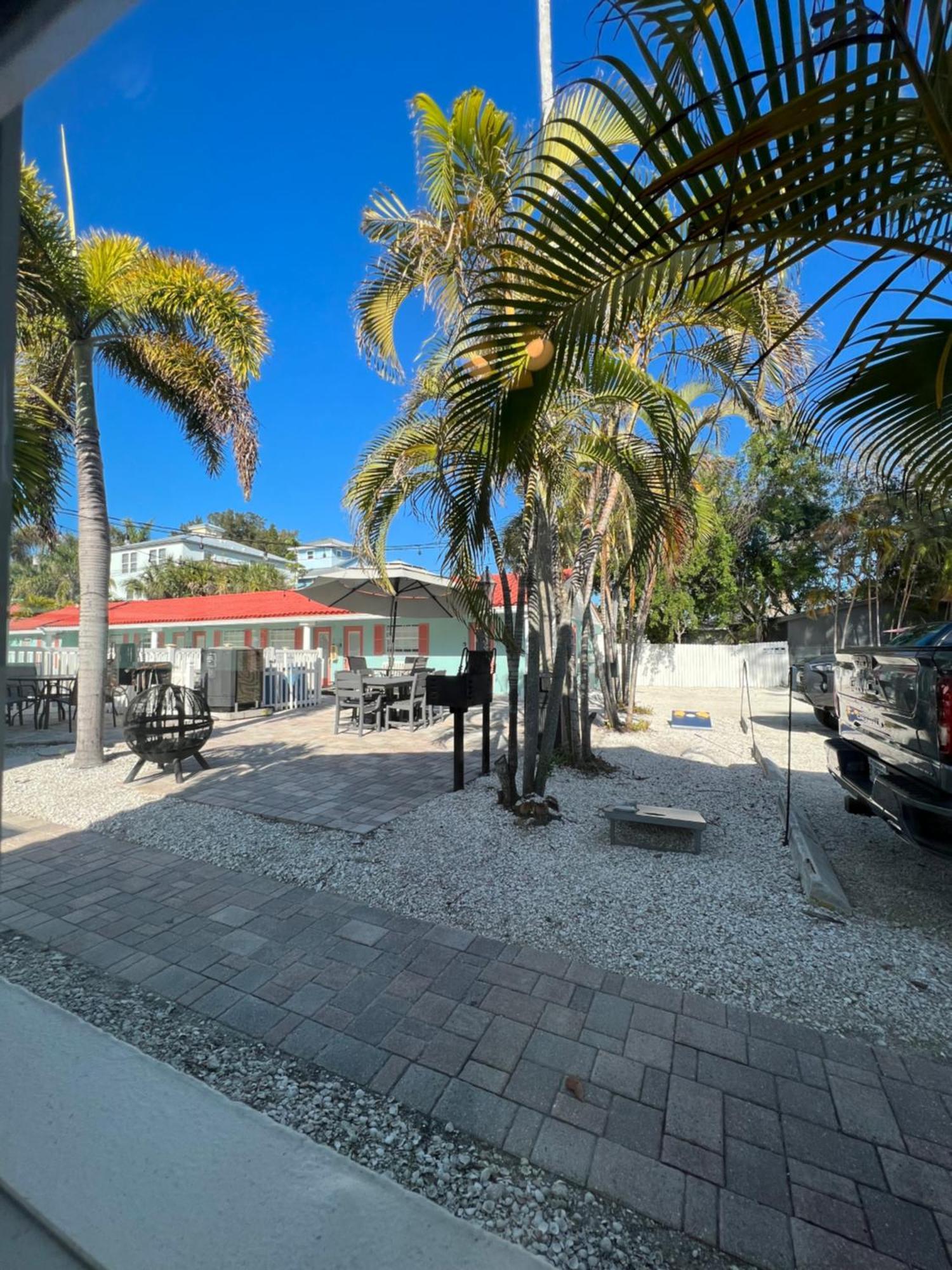 Hotel Blue Waters Treasure Island Extérieur photo