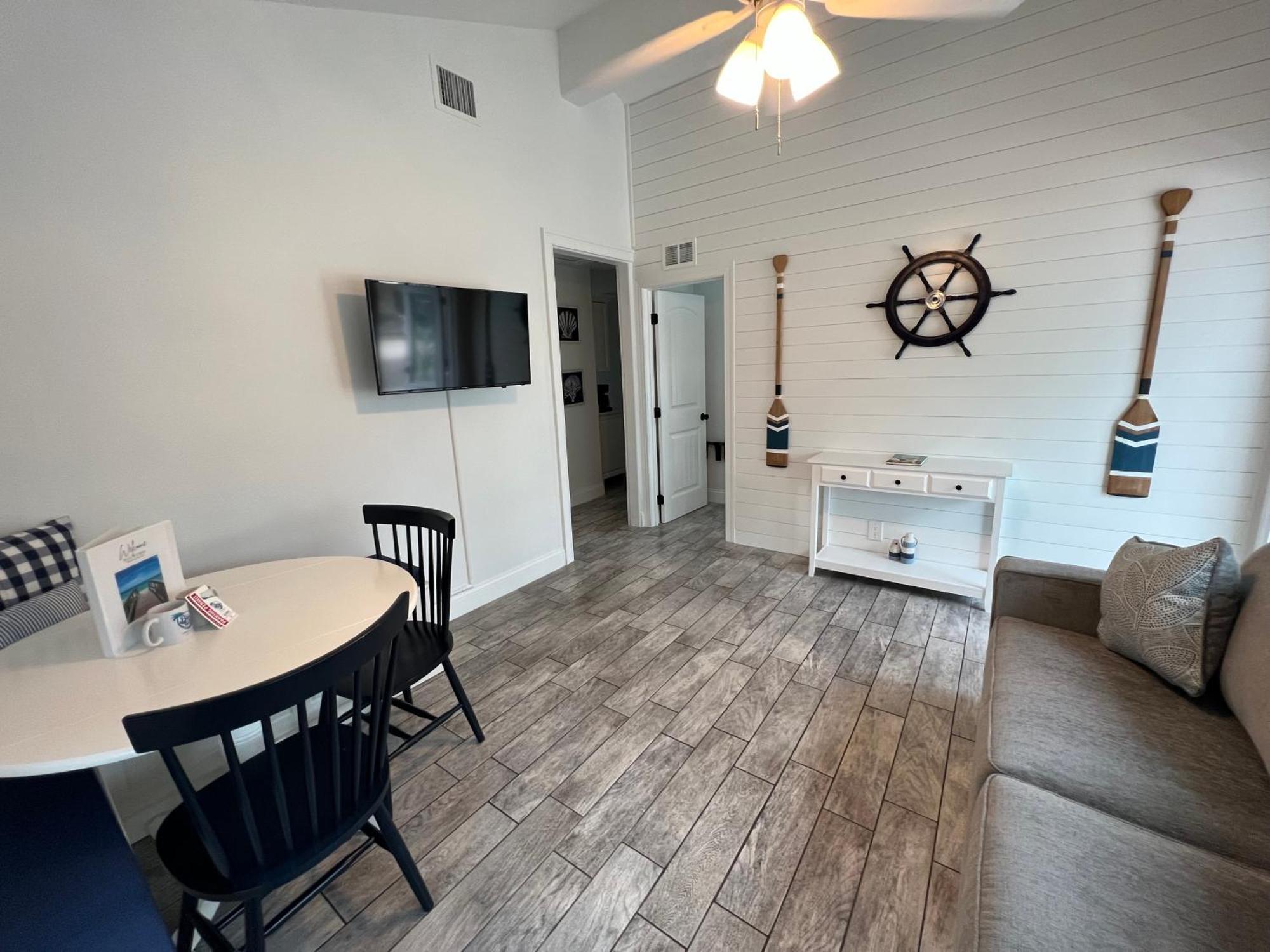 Hotel Blue Waters Treasure Island Extérieur photo